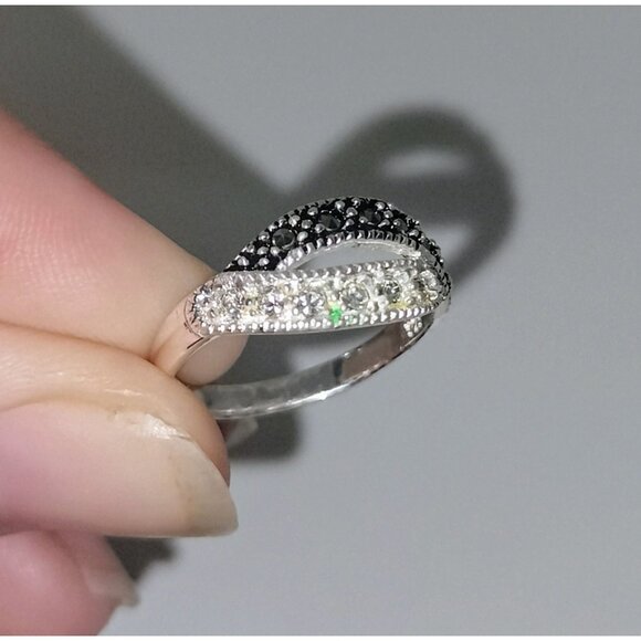 Holsted Midnight Ice 925 Sterling Silver CZ Black & White Stones Bypass Ring 6.5 - Picture 14 of 16